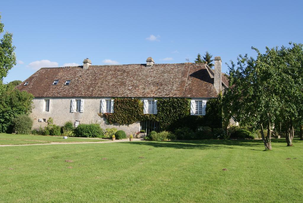 Manoir De La Pataudiere B&B Villers-Canivet Exteriör bild